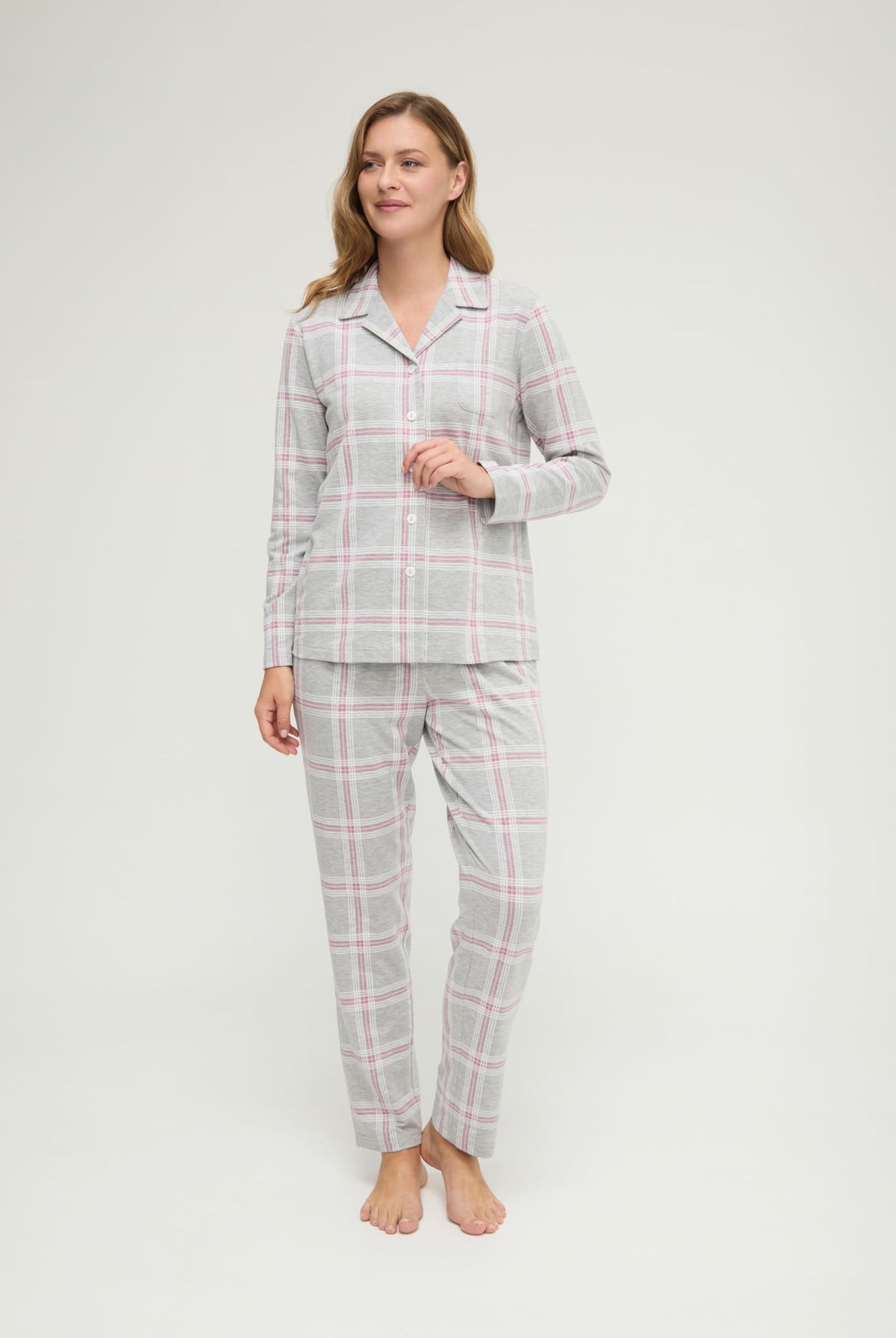Pijama de invierno manga larga abierto de cuadros malva