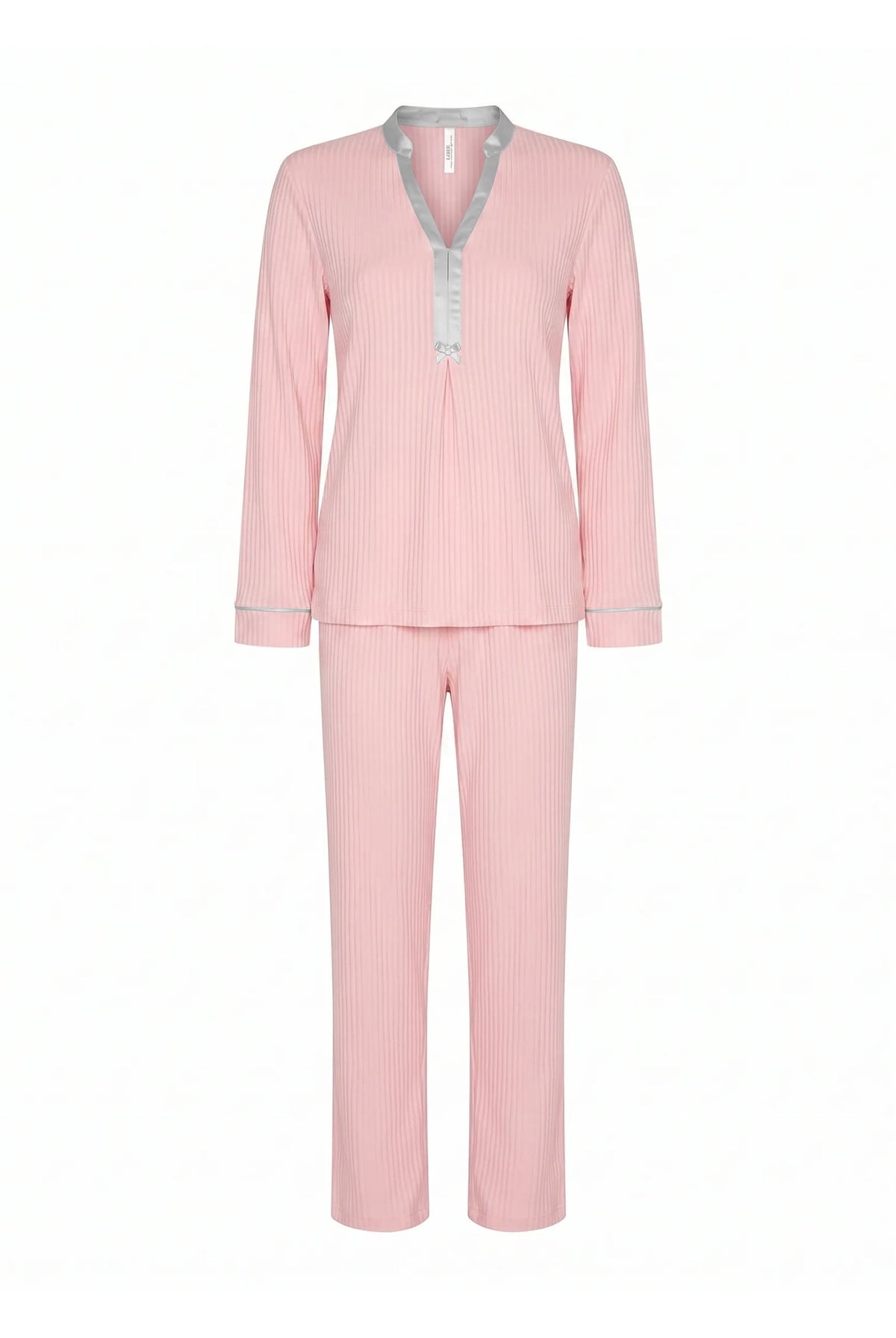 Pijama de invierno manga larga lencero de raso marfil