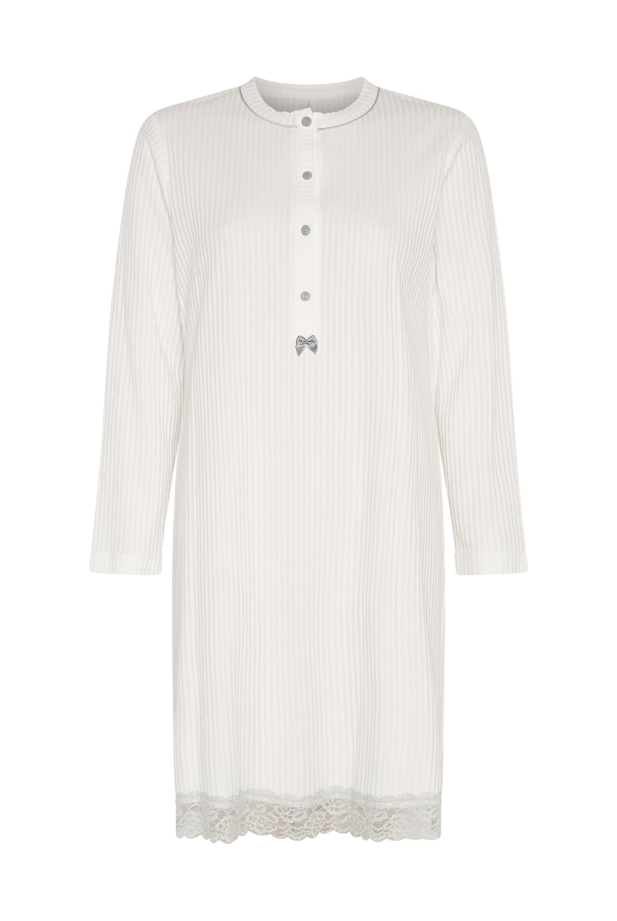 Camisón de invierno manga larga lencero marfil con puntilla