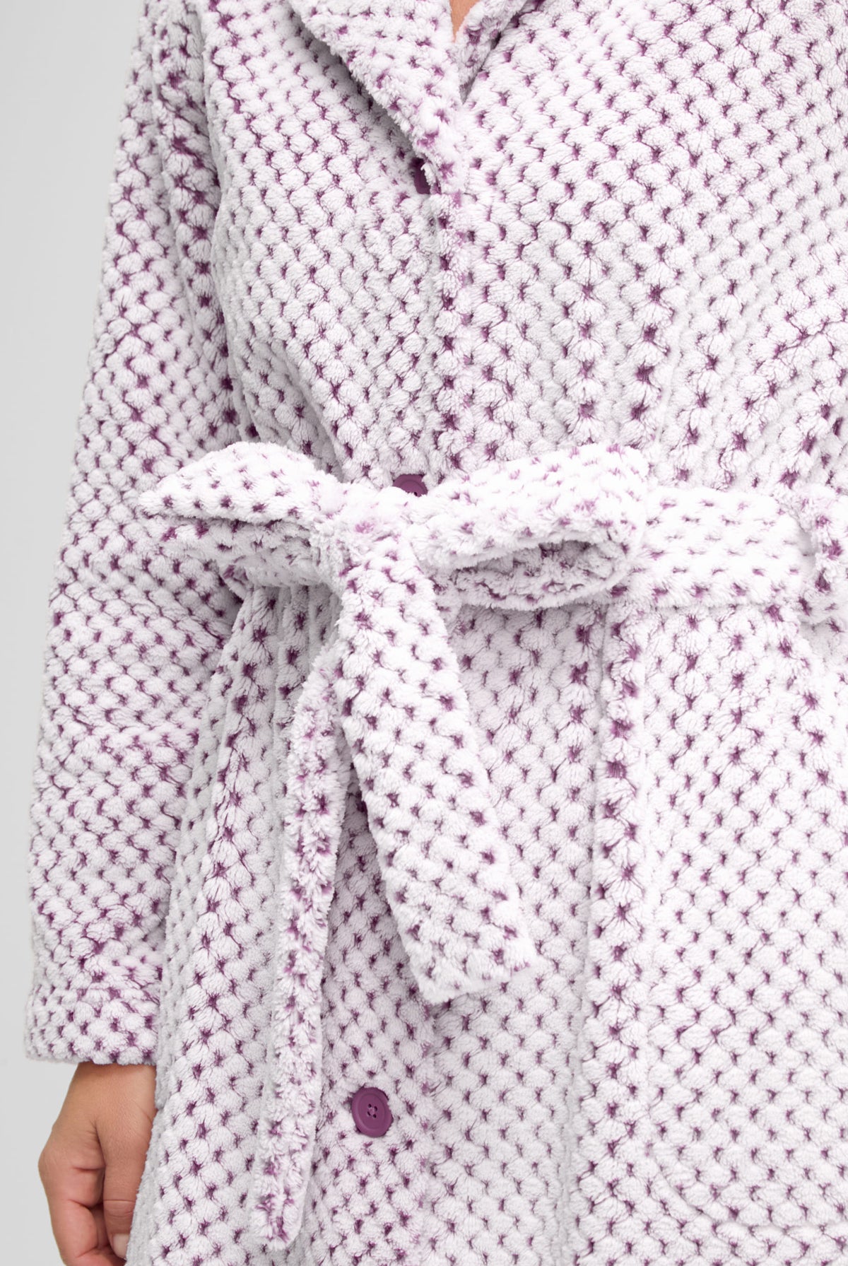 Bata larga de invierno jacquard fucsia con bolsillos