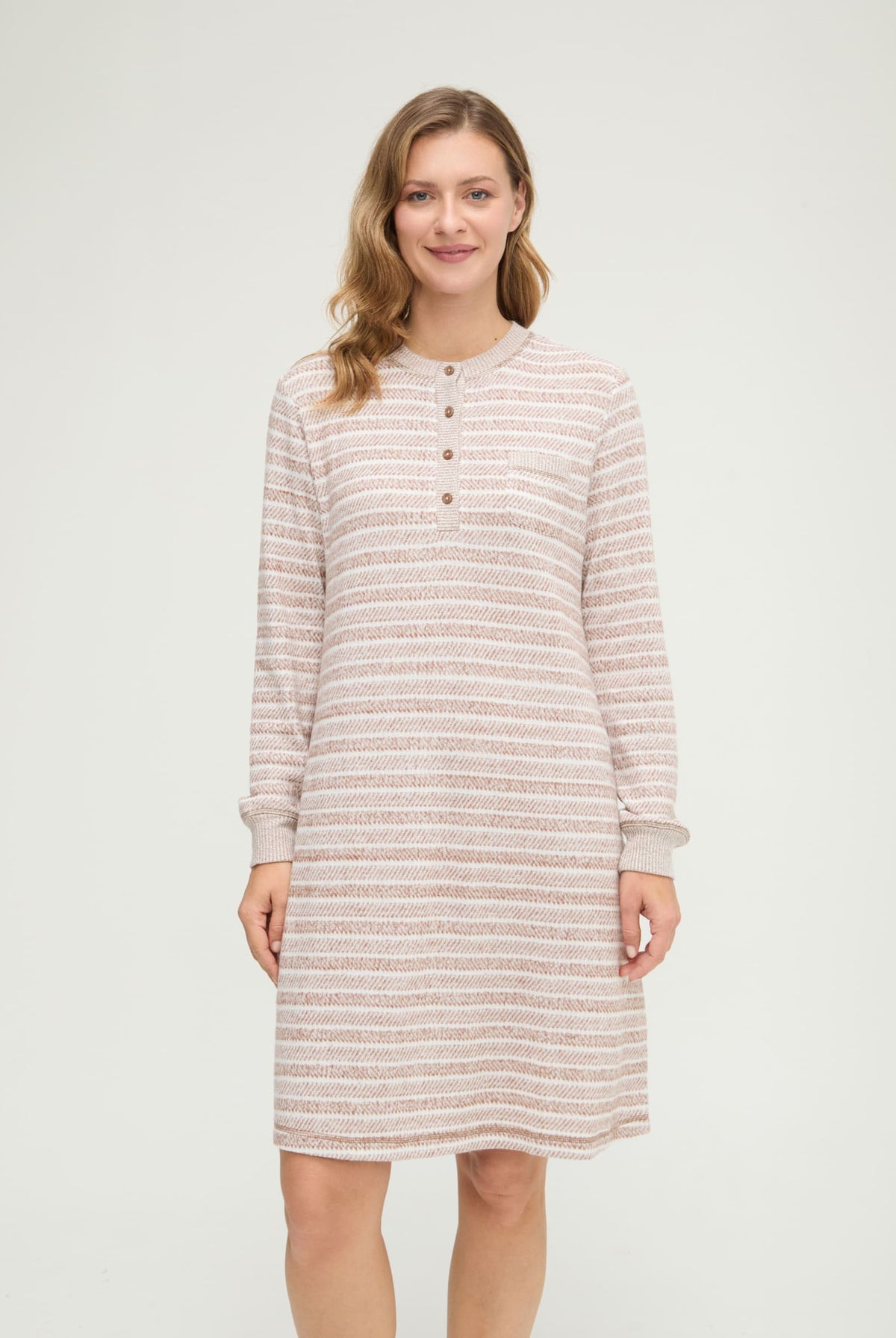 Camisón de invierno manga larga vigoré marrón de rayas