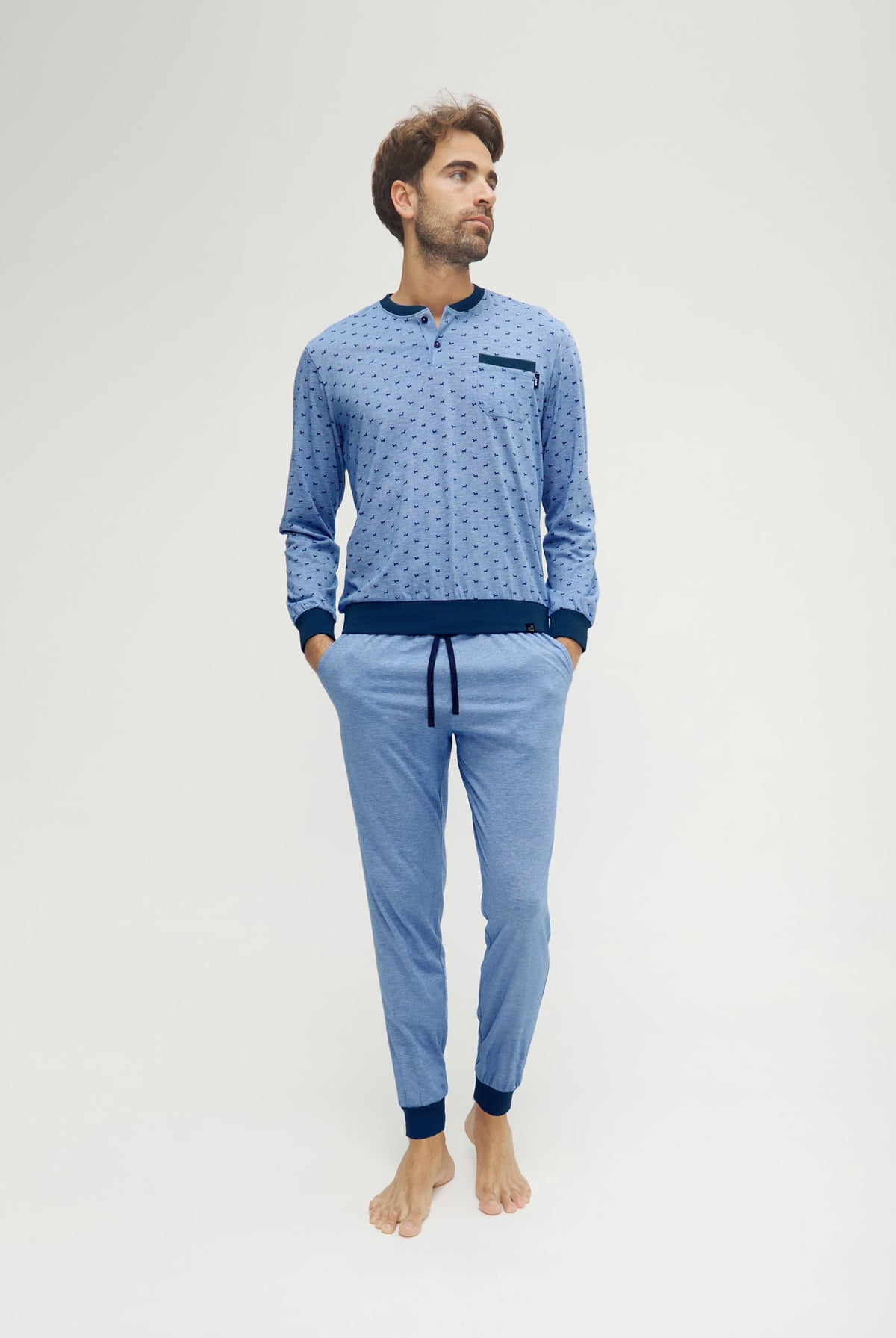Pijama de hombre de invierno manga larga azul de perritos
