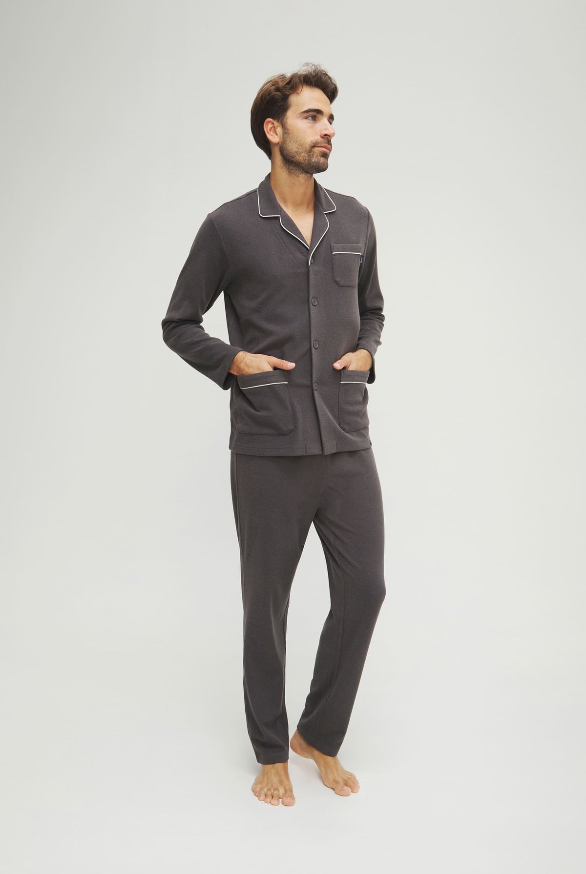 Pijama de hombre de invierno manga larga abierto gris con vivo