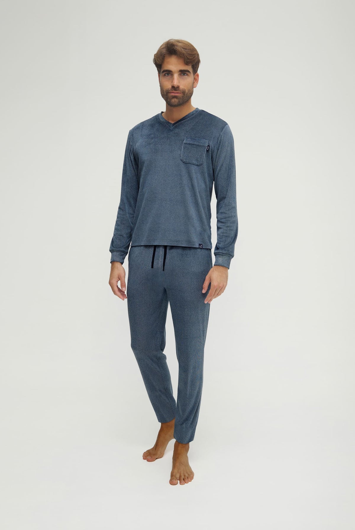 Pijama de hombre de invierno manga larga vigoré gris cuello pico