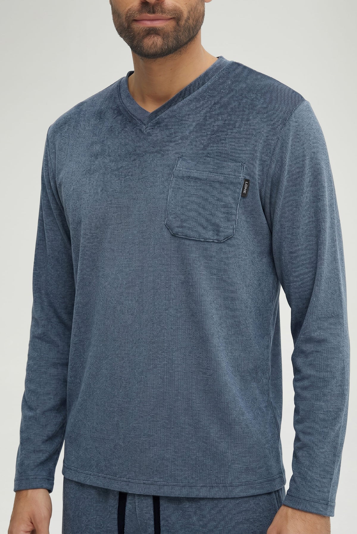 Pijama de hombre de invierno manga larga vigoré gris cuello pico