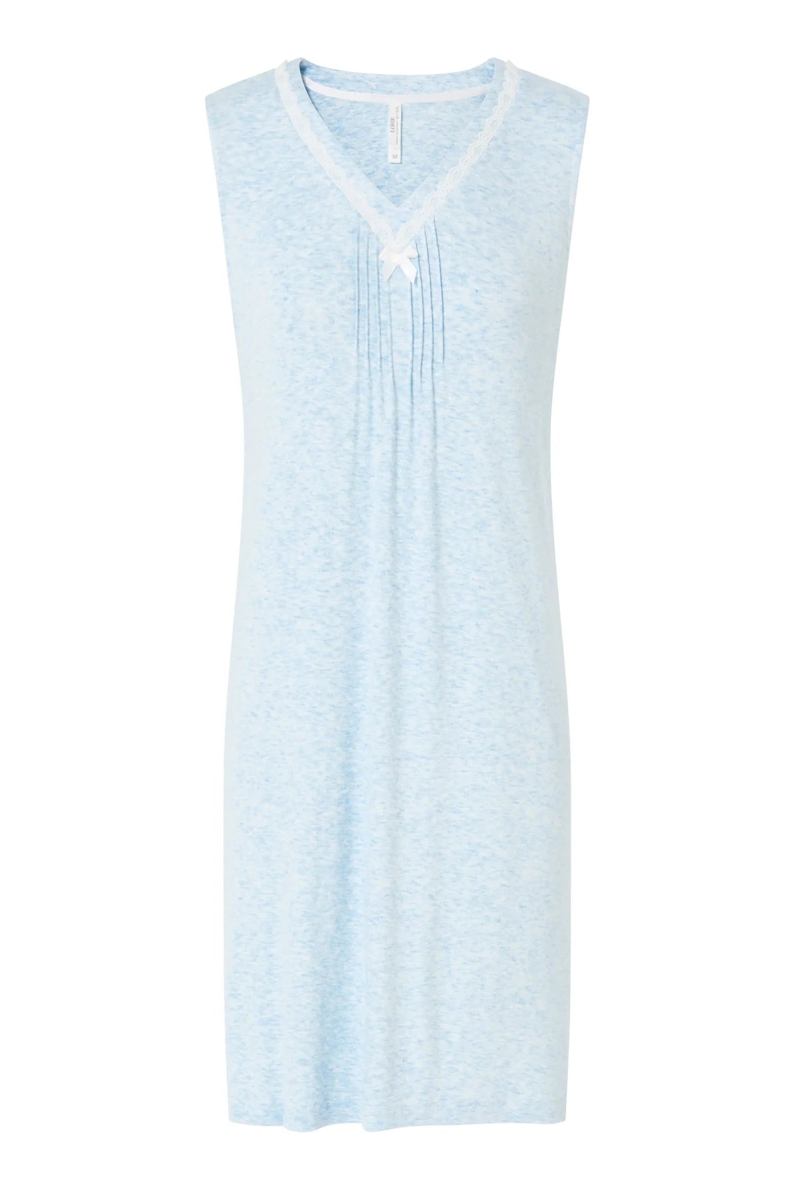 Camisón corto de mujer celeste, tejido punto, cuello pico con puntilla y lacito, sin mangas.