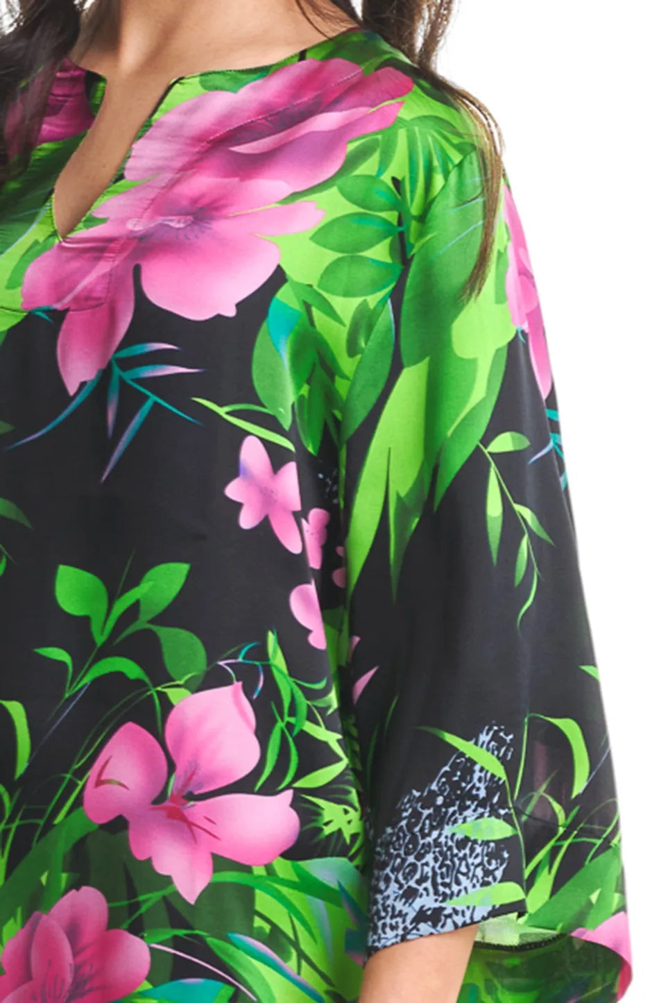 Detalle hombro y escote redondo kaftan seda para verano