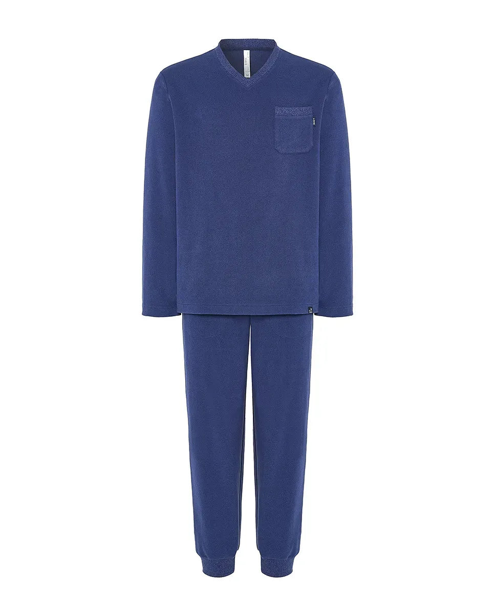 Pijama Lohe de hombre, cálido tejido, escote en pico, manga larga y pantalón largo con puños y bolsillos laterales.