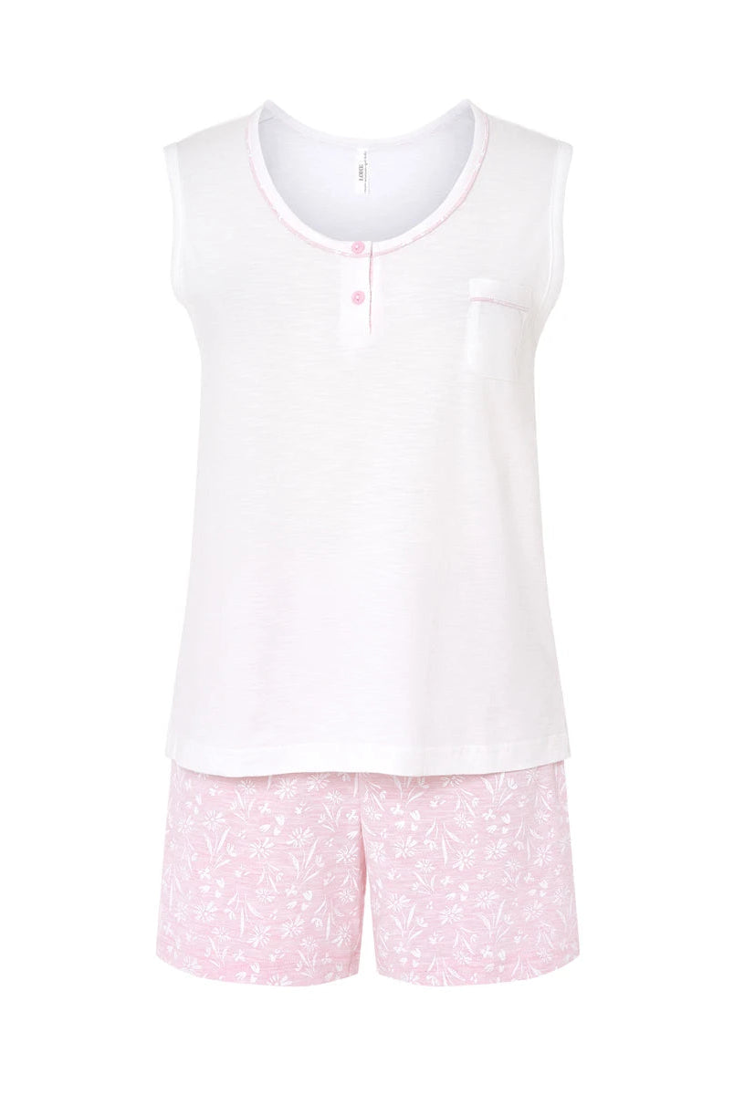 Pijama corto de mujer sin mangas punto flamé, cuello redondo con botones y vivo. Pantalón corto rosa ajustable flores blancas