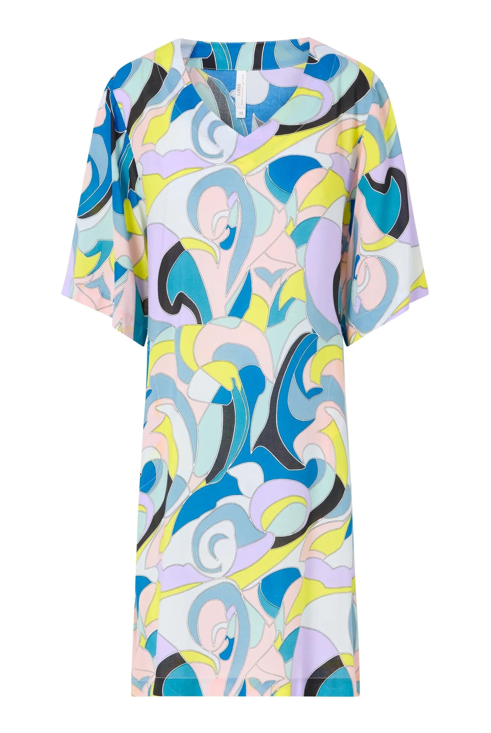 Modelo luce vestido corto de verano abotonado con estampado de animal print y bolsillos