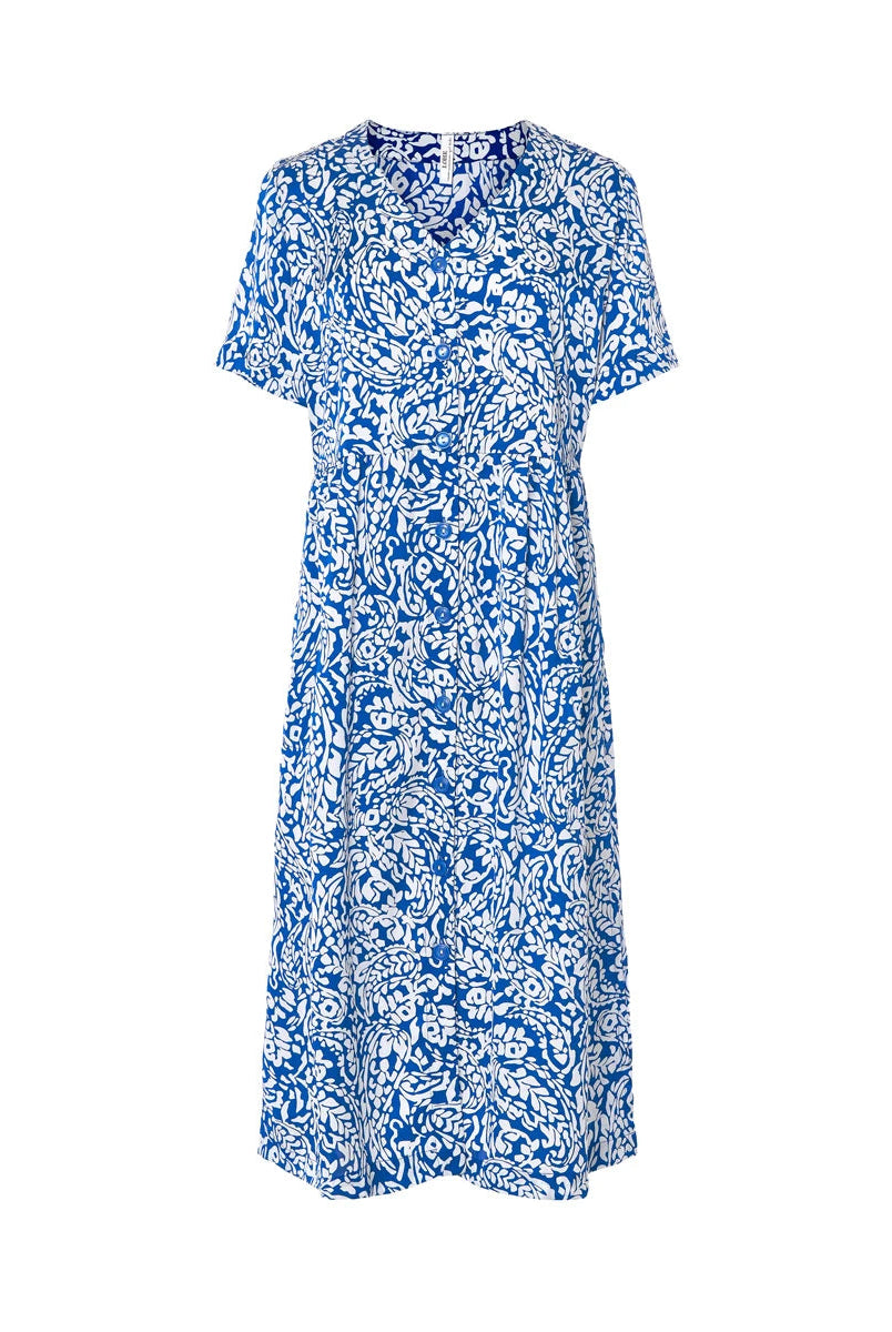Vestido de baño largo de mujer de manga corta en plana, abierto con botones, cuello pico, estampado azul de flores.