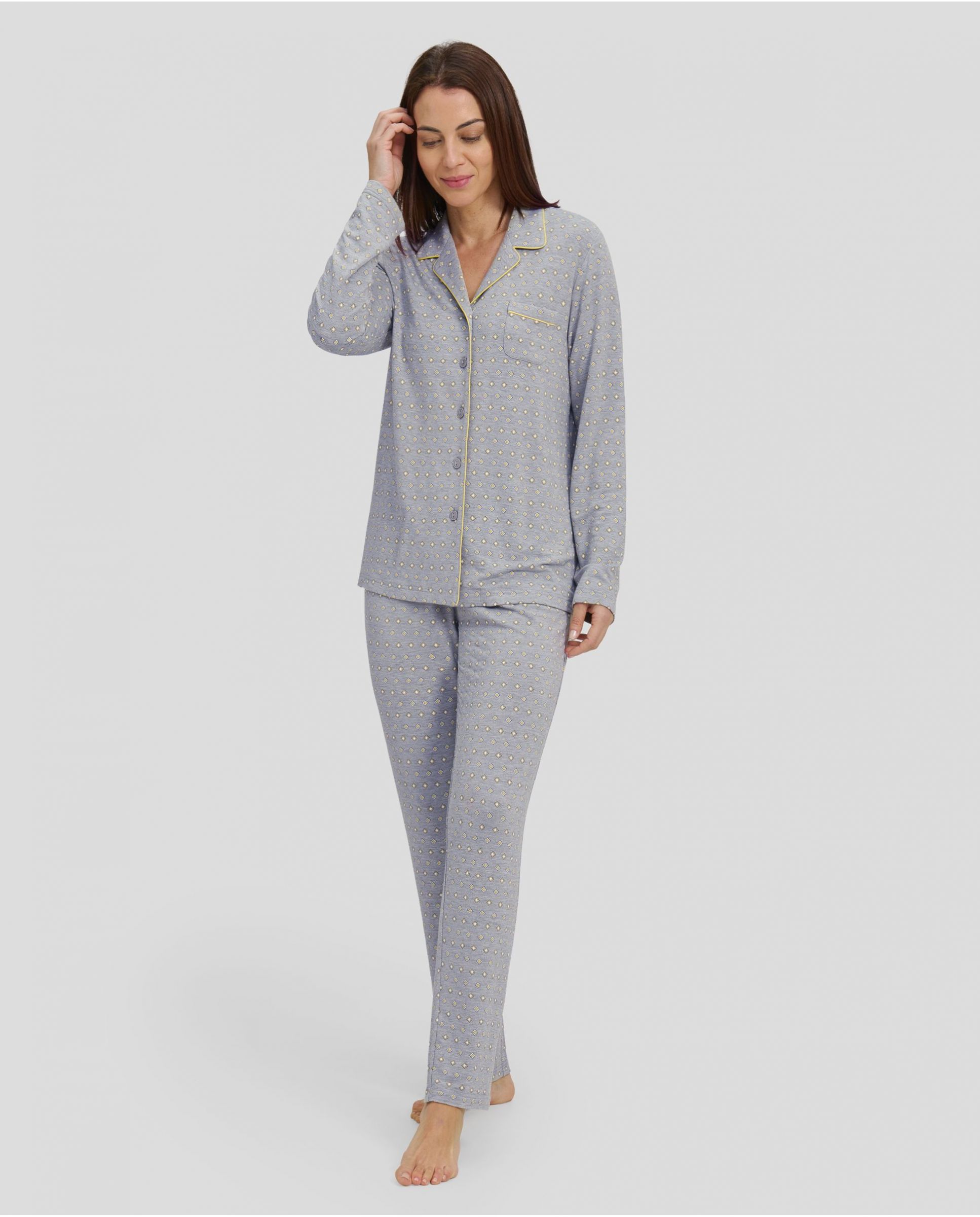 Women's winter pyjamas with open jacket in grey rhombus pattern