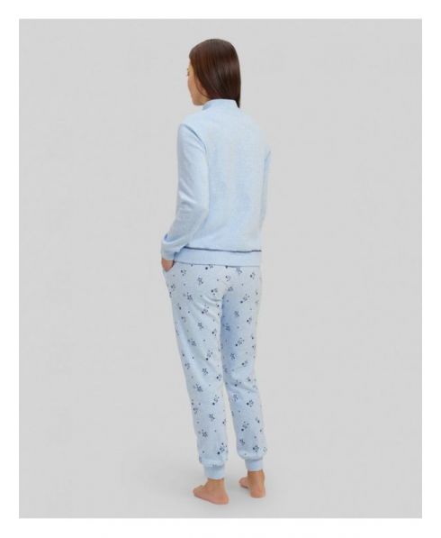 Rear view of women's light blue two-piece winter pyjamas