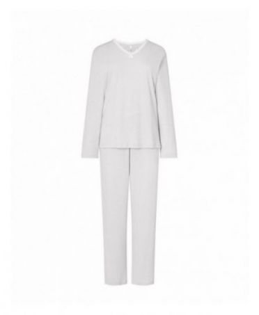 Women's long pyjamas ivory colour, jacquard jacket V-neck with lace, long jacquard trousers.