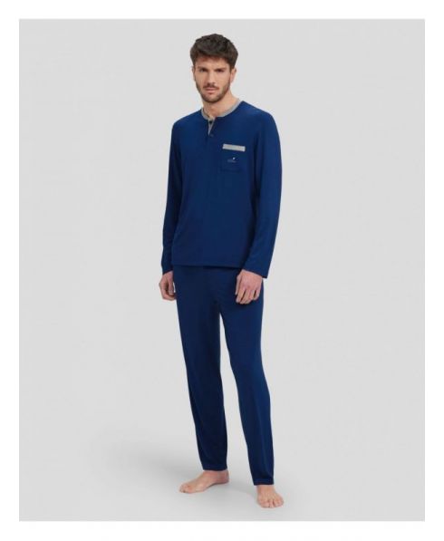 Men's long blue winter pyjamas with button-down collar