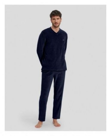 Men's long sleeved men's pyjamas in plain navy velour with long sleeves with pockets