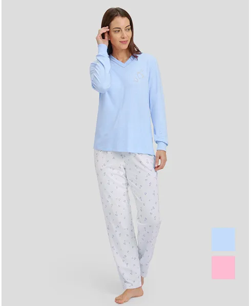 Women's pyjamas with light blue long sleeves with cuffs and v-neck and matching hearts long trousers