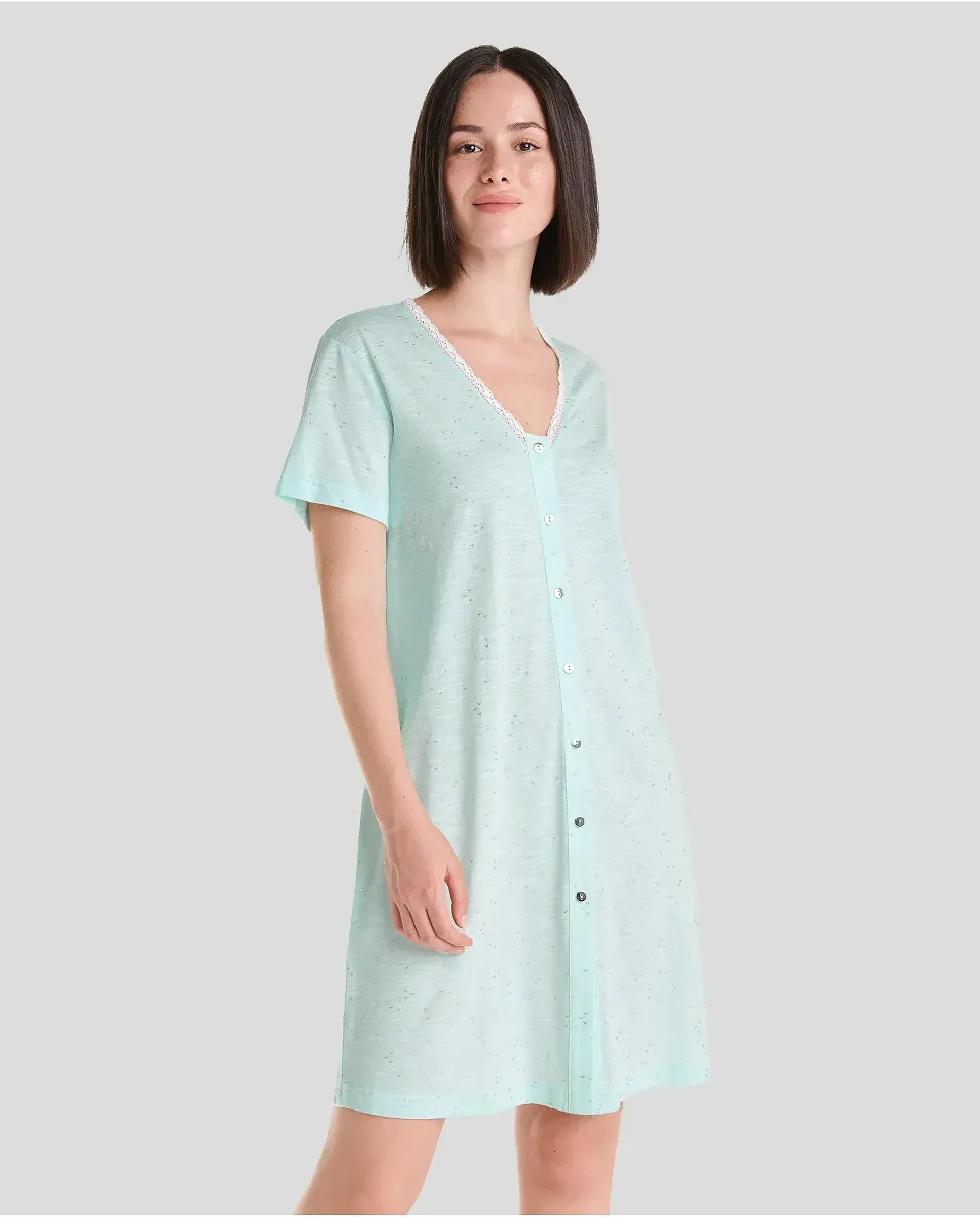 Short light green summer nightdress open with buttons, short sleeves and V-neckline, silver details.