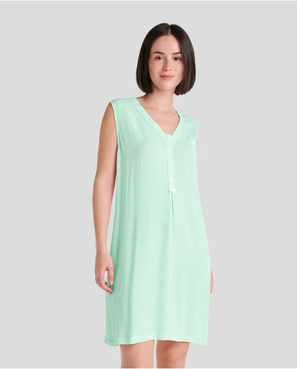 Women's sleeveless nightdress, light green viscose jacquard with white polka dots, V-neckline and buttons, breast pocket