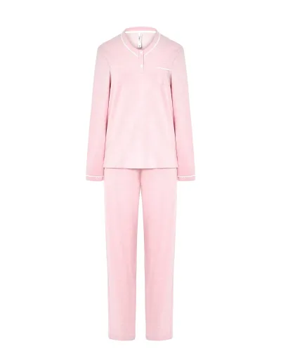 Woman wearing long pink melange winter pyjamas with a V-neck decorated with white trim