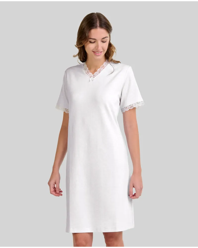 ✅ Short-sleeved nightdress with V-neckline and lace | LOHE ®