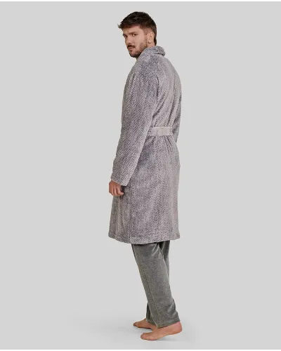 Man wearing a grey double-breasted dressing gown with side pockets