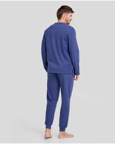 Long men's pyjamas for winter in warm navy fabric with a V-neck.