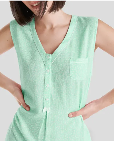 Camisón de mujer sin mangas, jacquard viscosa verde claro con topitos blancos, escote en V y botones, bolsillo en pecho