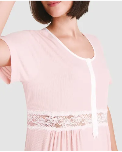 Camisola de verano canalé rosa con puntilla y manga corta