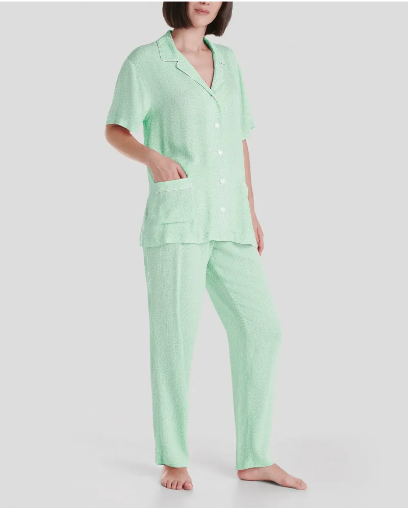 Women's summer pyjamas in green viscose jacquard jersey with polka dot print and open jacket with pockets