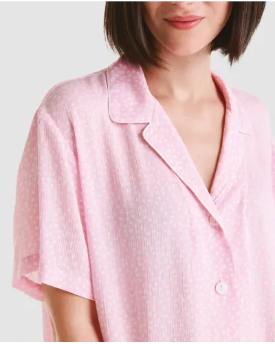 Women's summer pyjamas with open pockets in pink viscose with polka dots, fresh and elegant.