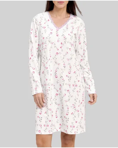 Women's winter nightgown with pink flowers and lace collar