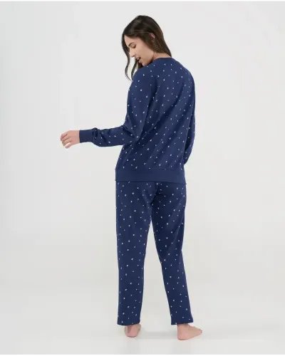 Pijama mujer marino con estampado de estrellas, vista frontal, cuello abierto y botones