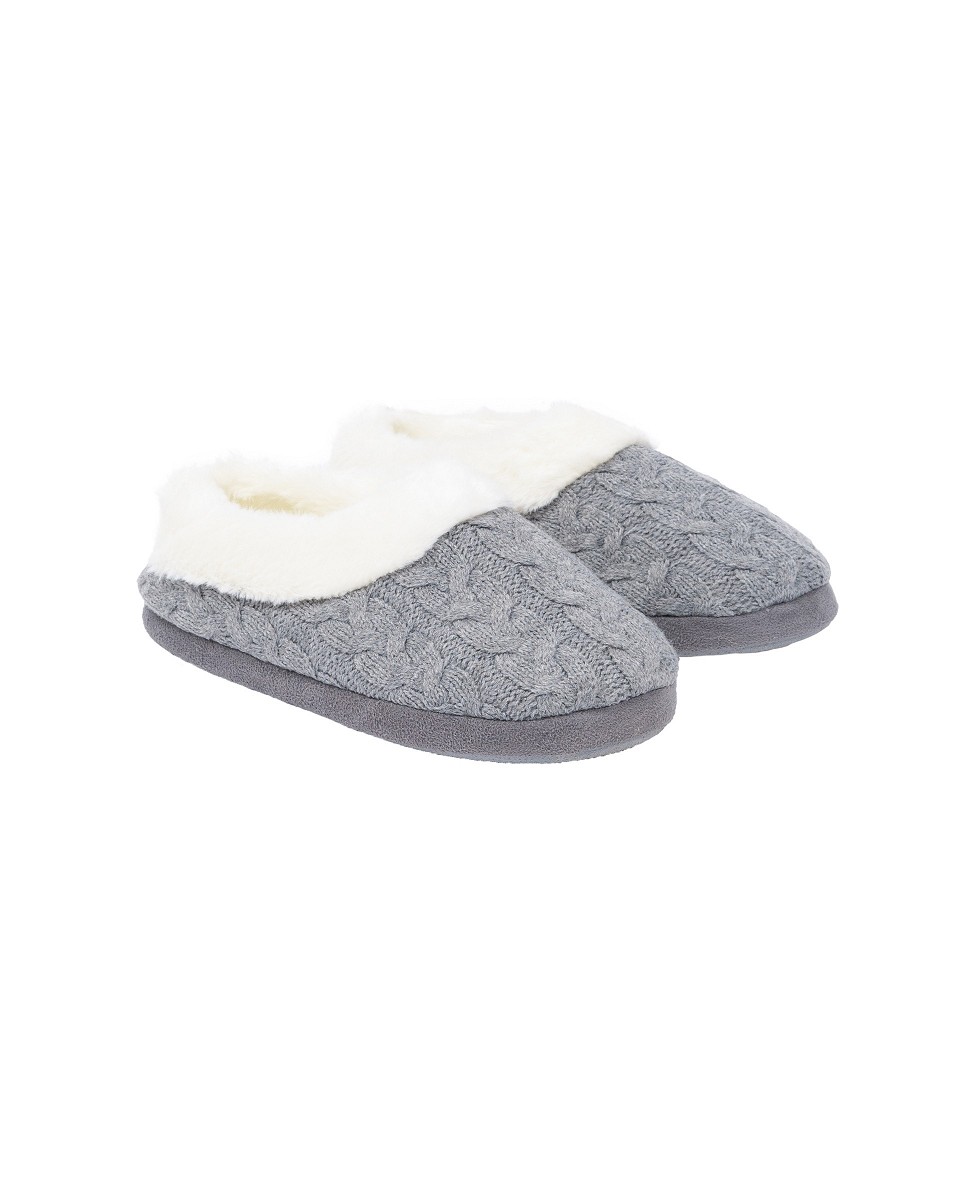 House slipper with sheepskin lining