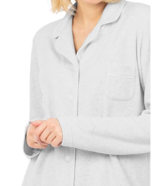 Detail of open long pyjama jacket grey vigoré