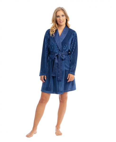 Women's short dressing gown with belt in devoured blue velour velvet