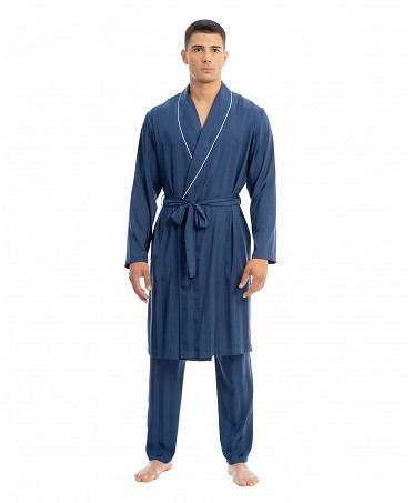 Bata corta de hombre de manga larga de tejido raso jacquard azul.