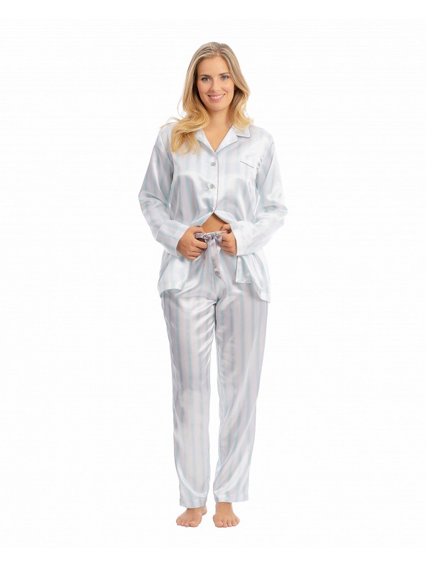 Pijama largo de mujer de raso estampado con estampado de rayas turquesas y adornos en gris.