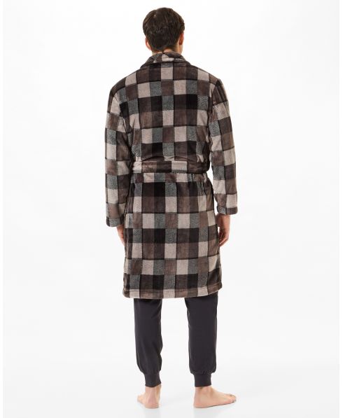 Rear view of men's long dressing gown with pockets check print