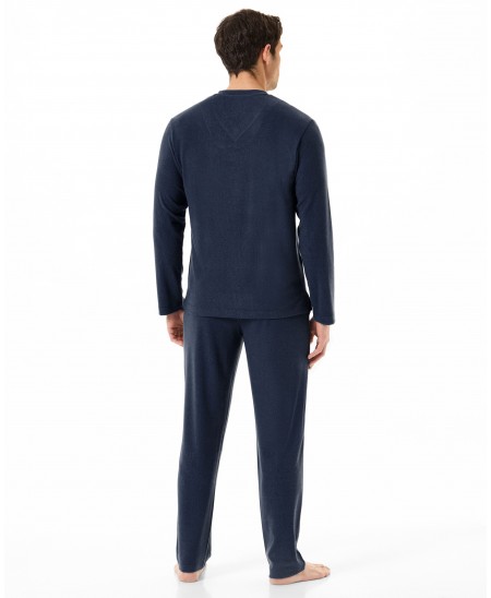 Rear view of men's knitted pyjamas with long sleeves and round collar