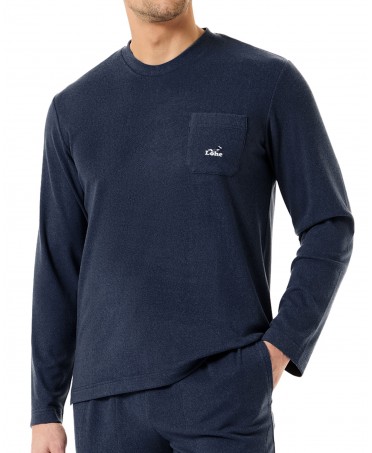 Detail view of men's long sleeved knitted pyjama jacket with round collar