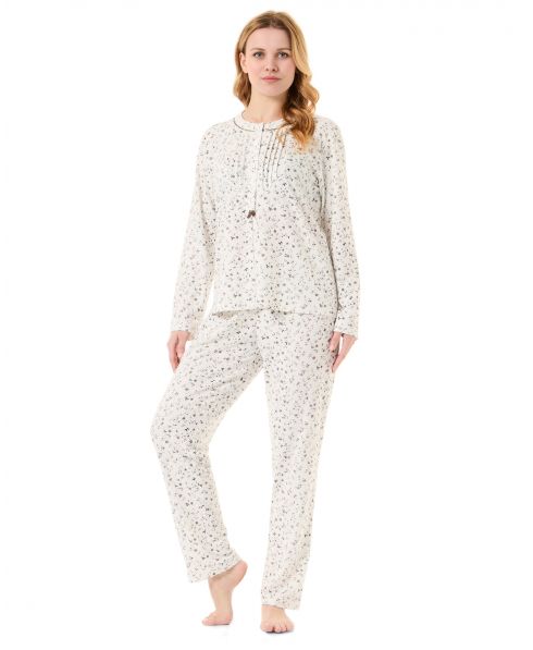 Women's long pyjamas with long sleeves and round neck, with flowers