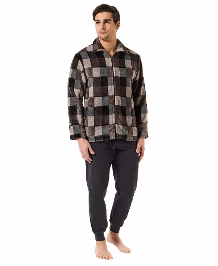 Man in short checked flannel coat with zip fastening