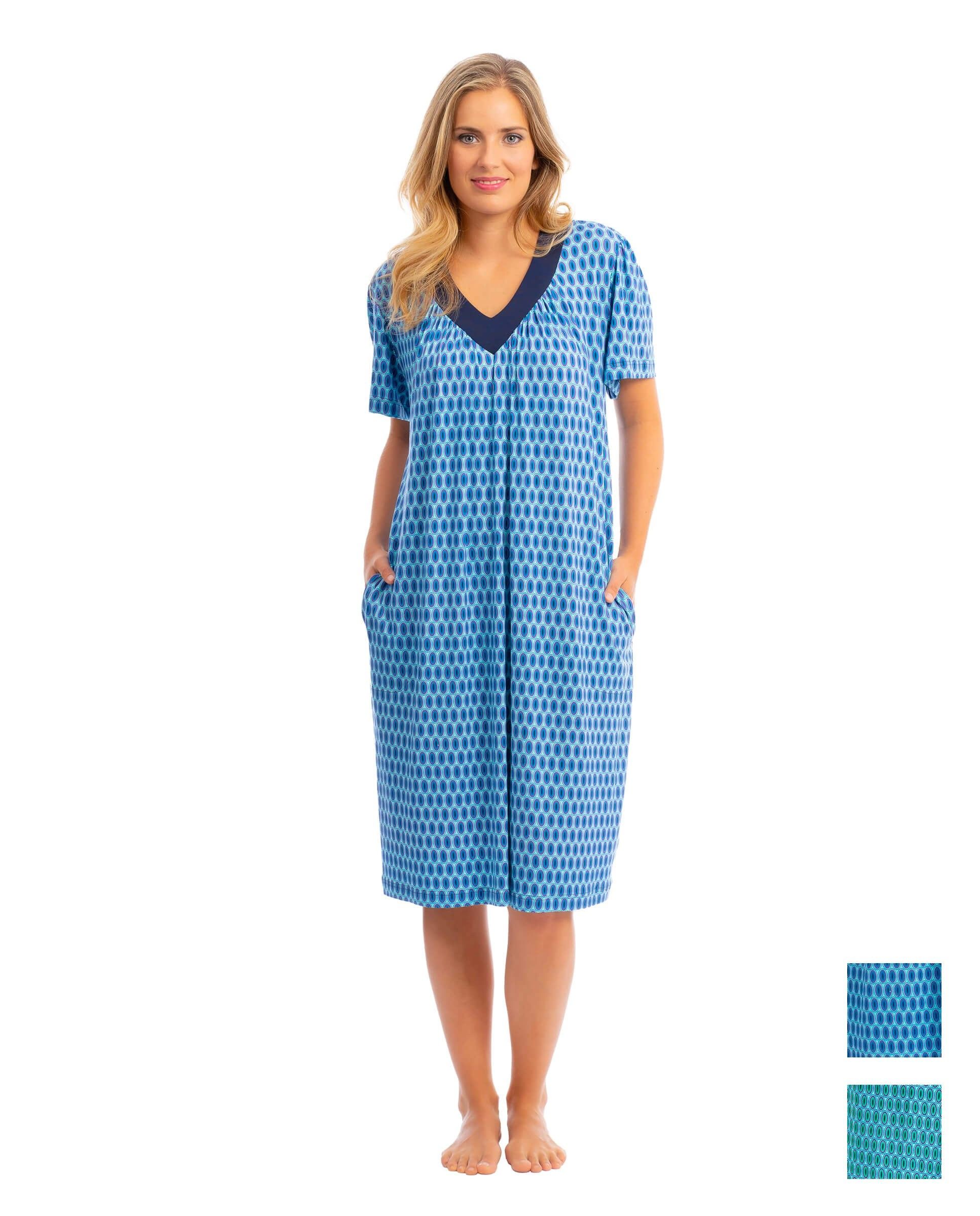 Short beach dress with short sleeves and V-neck, blue oval print
