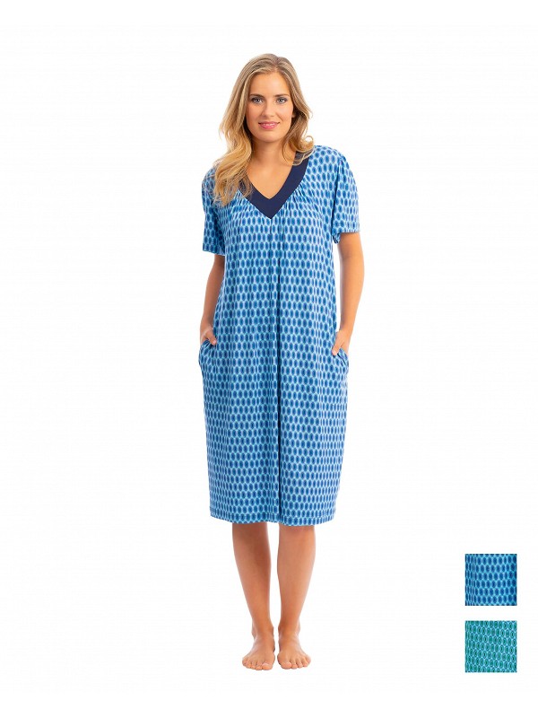 Short beach dress with short sleeves and V-neck, blue oval print