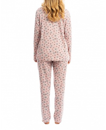 Woman with open long pyjamas with pink flower print