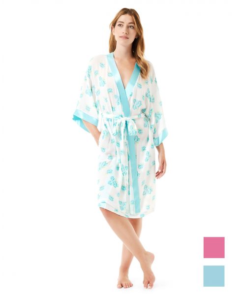 Women's short summer dressing gown with elegant blue floral print, satin details and French sleeves