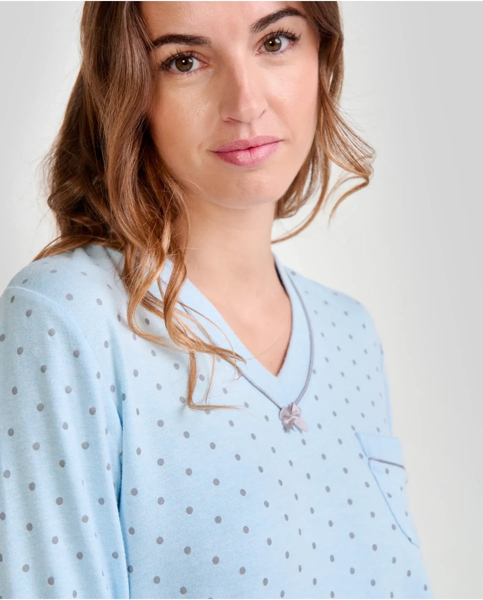 Pijama mujer vigoré celeste a topos cuello pico