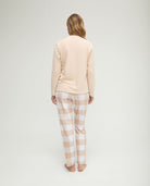 Pijama de invierno manga larga canalé camel cuello pico