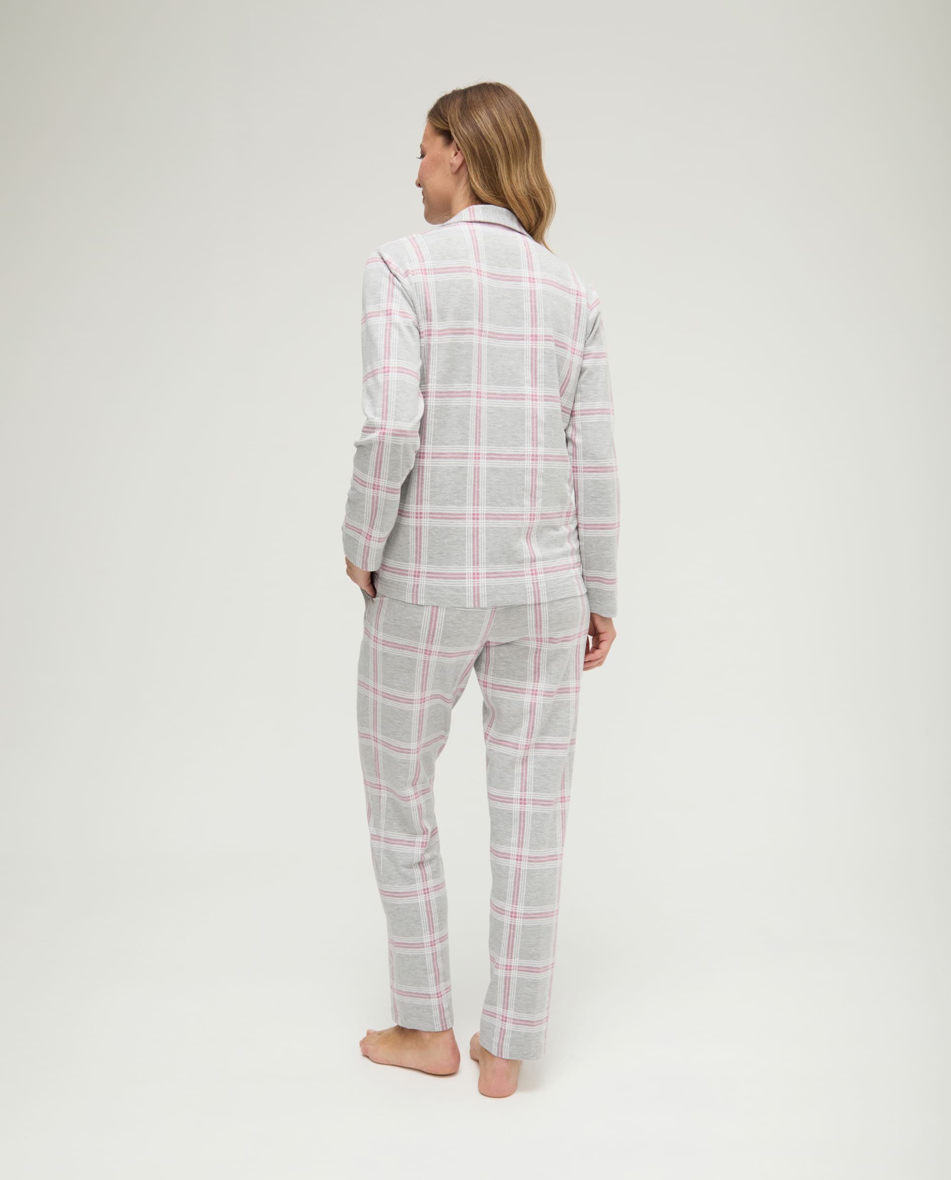 Pijama de invierno manga larga abierto de cuadros malva